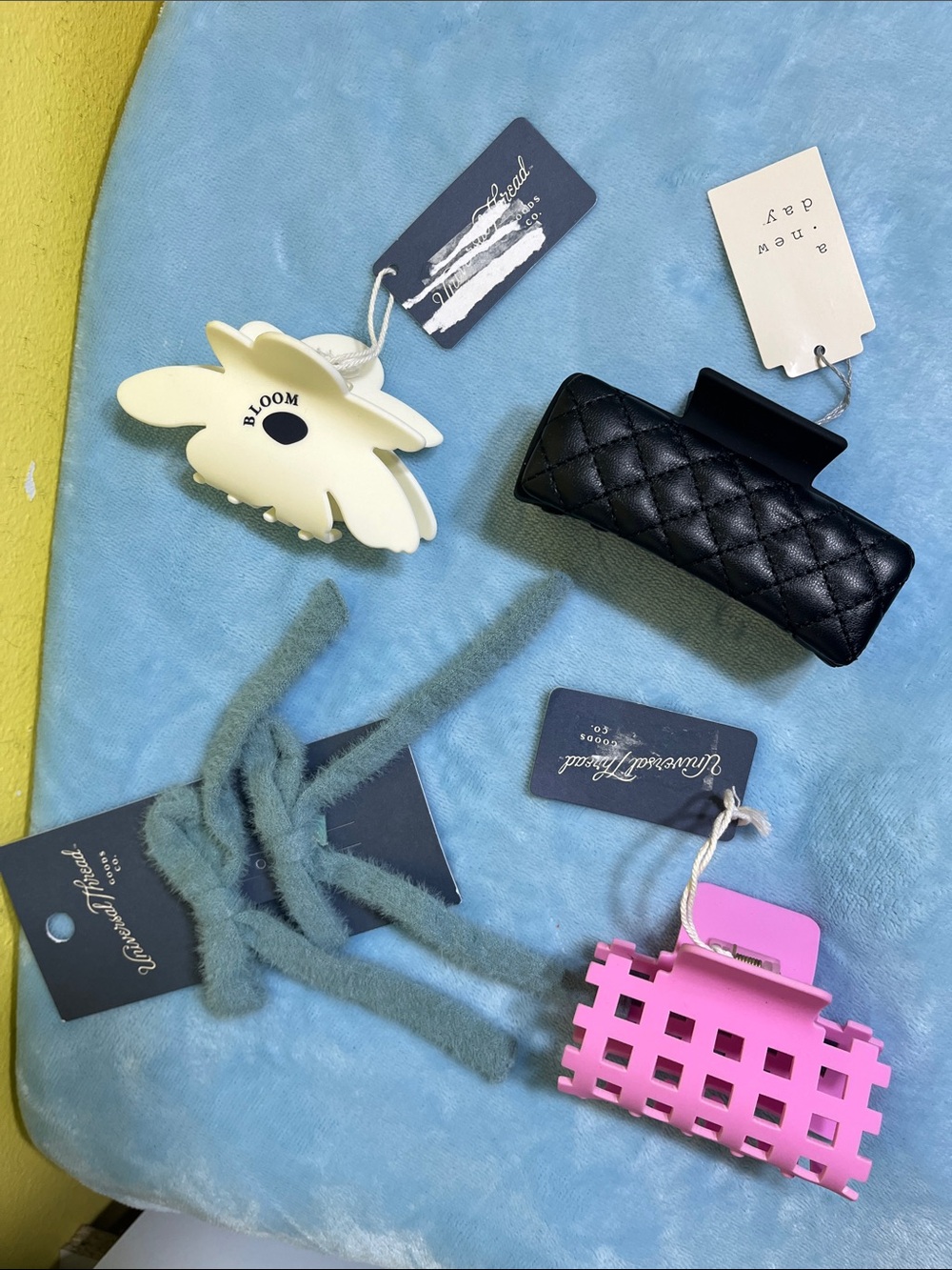 NWT Target Hair Clip Bundle 5-pc, 3 claw clips, 2-pk ribbon clip-on